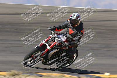 media/Nov-06-2023-Moto Forza (Mon) [[ce023d0744]]/4-Beginner Group/Session 2 (Bowl Tight Speed)/